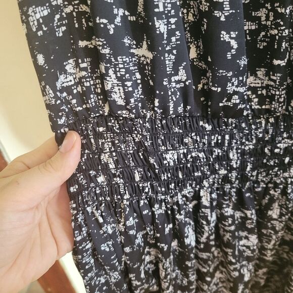 Prologue Black and white Long Dress Size Medium - Picture 8 of 10